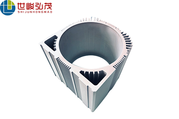 新能源汽車(chē)擠壓風(fēng)冷電機(jī)外殼鋁型材1