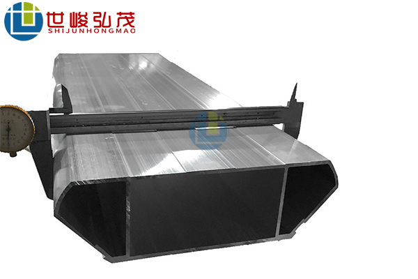 新能源汽車/電動三輪車防滑腳踏板鋁型材 新能源汽車/電動三輪車防滑腳踏板鋁型材